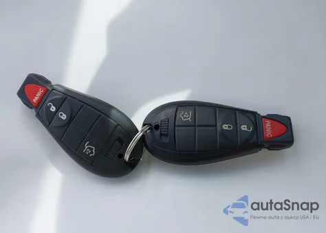 2010 Jeep Grand Cherokee Laredo from USA, damaged, VIN 1J4PR4GK0AC151207